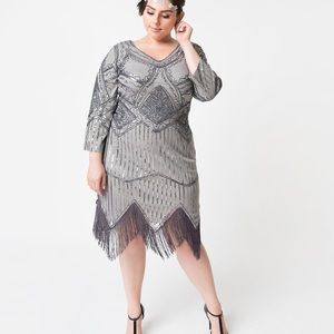 Unique Vintage Silver Flapper Dress Sequin Beaded Fringe Ladies Medium 1920s